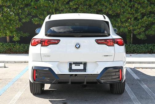 2025 BMW X2 xDrive28i