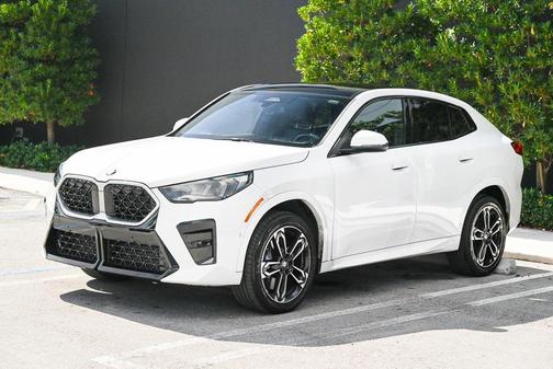 2025 BMW X2 xDrive28i