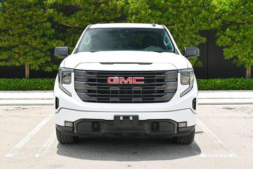 Summit White 2023 GMC Sierra 1500 Elevation