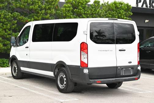 2016 Ford Transit-150 XL