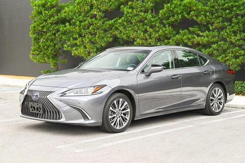 2021 Lexus ES 300h Base