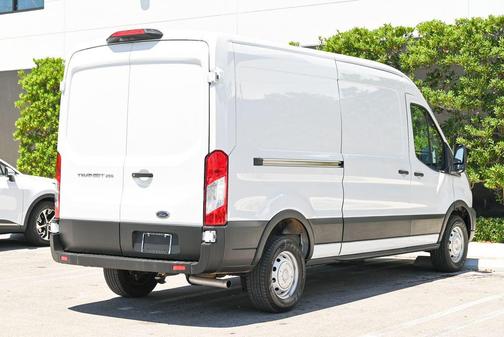 Oxford White 2025 Ford Transit-250 Base
