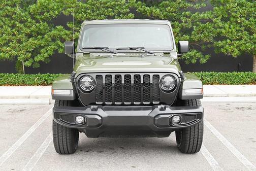 2022 Jeep Gladiator Willys 4x4