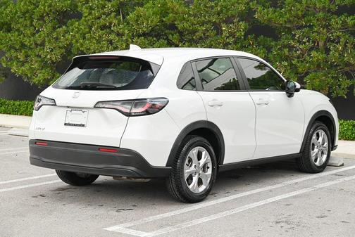 2023 Honda HR-V LX