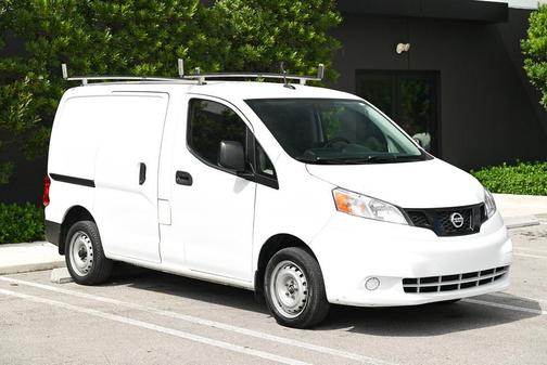 2021 Nissan NV200 S