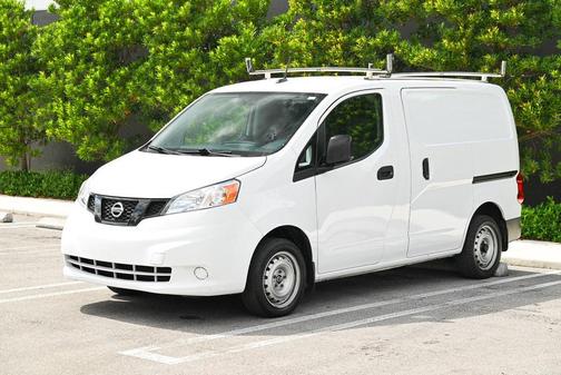 2021 Nissan NV200 S