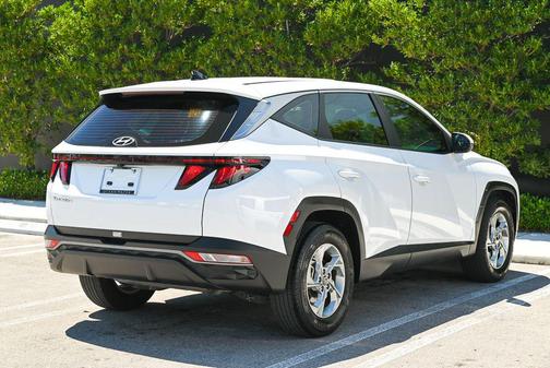 2024 Hyundai TUCSON SE