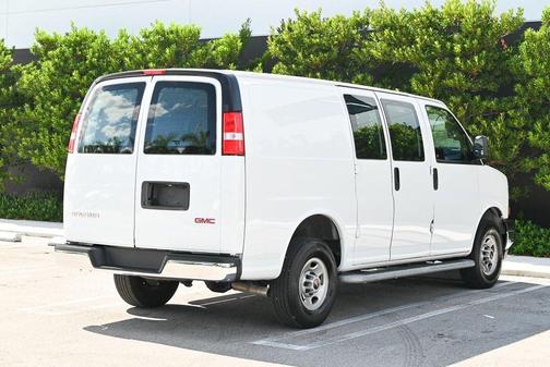 2024 GMC Savana 2500 Work Van