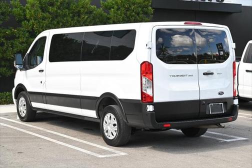 2022 Ford Transit-350 XLT