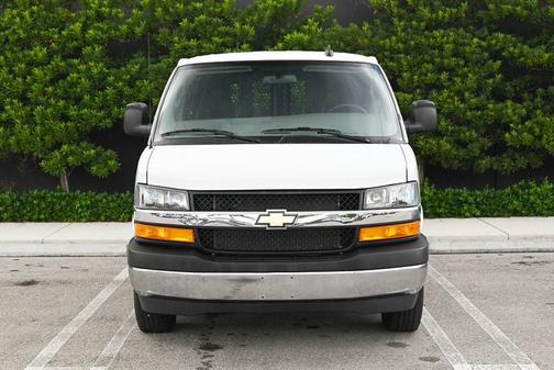 2024 Chevrolet Express 2500 RWD 2500 Regular Wheelbase WT