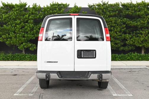 2024 Chevrolet Express 2500 RWD 2500 Regular Wheelbase WT