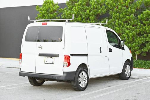 2017 Nissan NV200 S