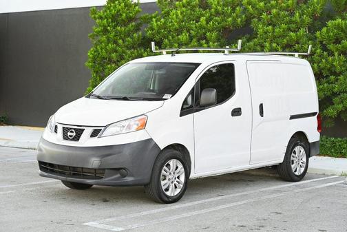 2017 Nissan NV200 S