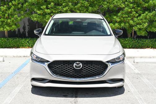 Platinum Quartz Metallic 2025 Mazda Mazda3 2.5 S Select Sport