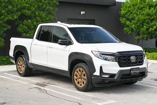 2022 Honda Ridgeline Black