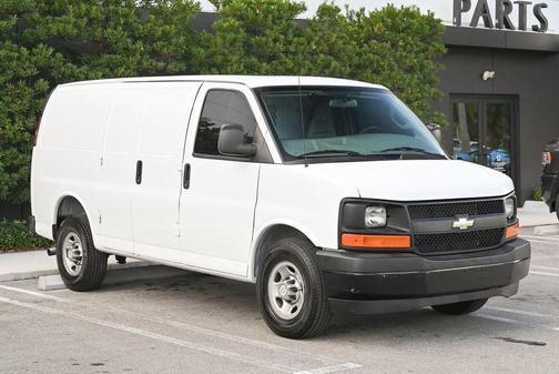 2017 Chevrolet Express 2500 Work Van