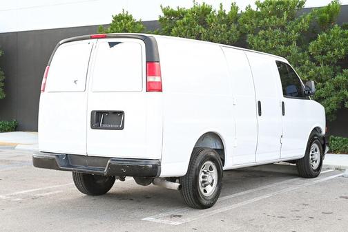 2017 Chevrolet Express 2500 Work Van
