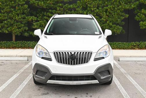 Summit White 2016 Buick Encore Base