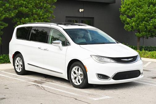 2020 Chrysler Pacifica Limited