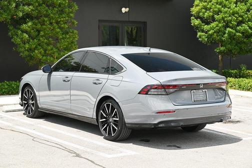 2023 Honda Accord Hybrid Touring