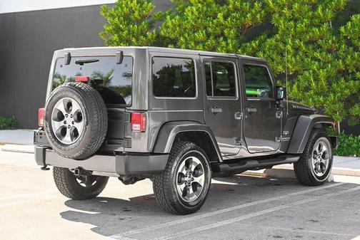 2017 Jeep Wrangler Unlimited Sahara