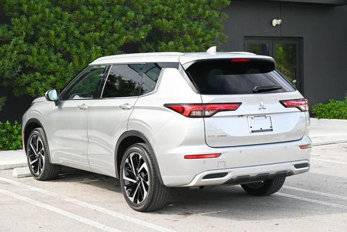 2024 Mitsubishi Outlander SEL 2.5 2WD
