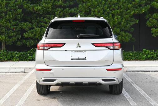 2024 Mitsubishi Outlander SEL 2.5 2WD