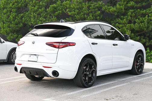 2022 Alfa Romeo Stelvio Ti