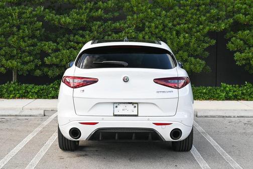 2022 Alfa Romeo Stelvio Ti