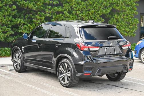 2022 Mitsubishi Outlander Sport 2.0 ES