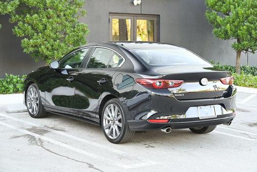 2025 Mazda Mazda3 FWD w/Preferred Package