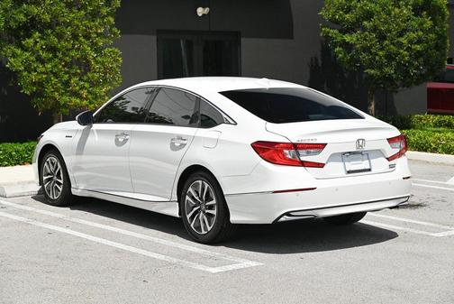 2019 Honda Accord Hybrid Touring