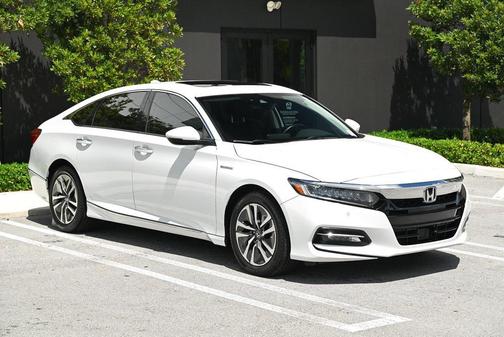 2019 Honda Accord Hybrid Touring