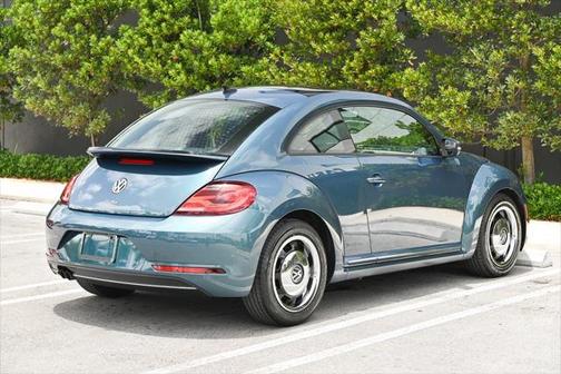 2018 Volkswagen Beetle 2.0T Coast