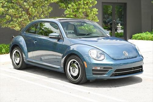 2018 Volkswagen Beetle 2.0T Coast