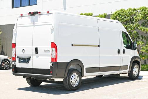 Bright White Clearcoat 2023 RAM ProMaster 2500 High Roof