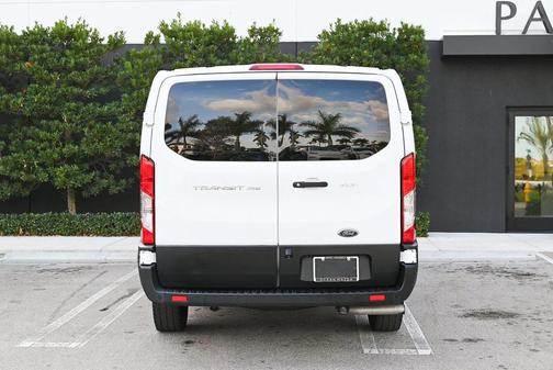 2022 Ford Transit-350 XLT