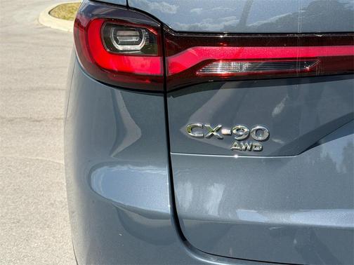 2026 Mazda CX-90 PHEV Premium Plus