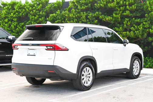 2024 Toyota Grand Highlander XLE