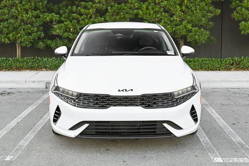 2022 Kia K5 LX