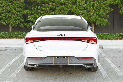 2022 Kia K5 LX