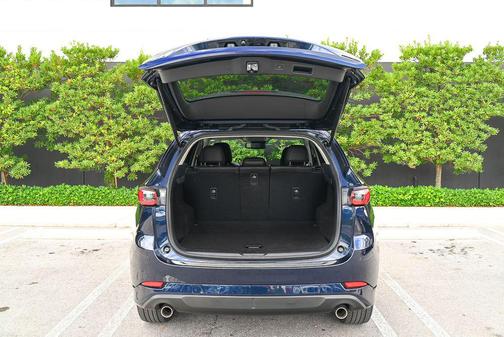 Deep Crystal Blue Mica 2024 Mazda CX-5 2.5 S