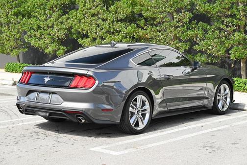 2021 Ford Mustang EcoBoost Premium