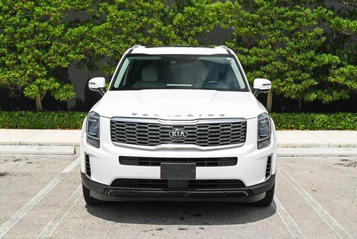 Glacial White Pearl 2021 Kia Telluride EX