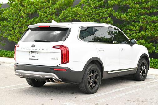 Glacial White Pearl 2021 Kia Telluride EX