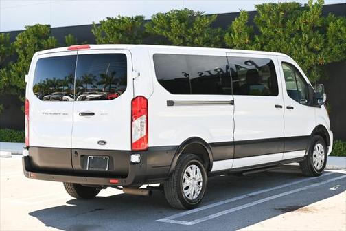 2022 Ford Transit-350 XLT