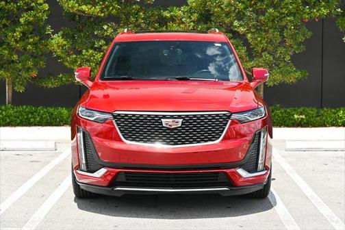 2022 Cadillac XT6 Luxury FWD