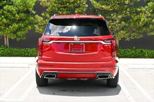 2022 Cadillac XT6 Luxury FWD