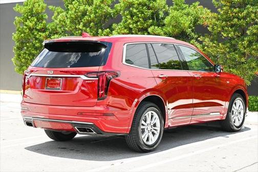 2022 Cadillac XT6 Luxury FWD