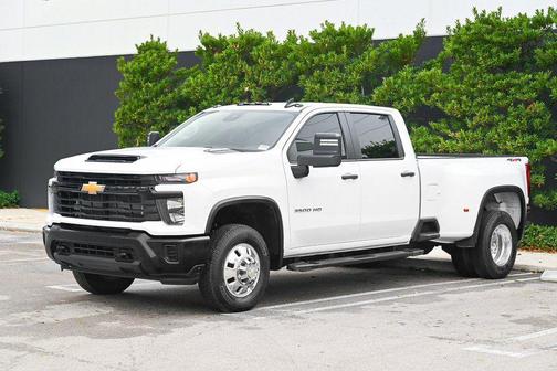 2025 Chevrolet Silverado 3500 WT